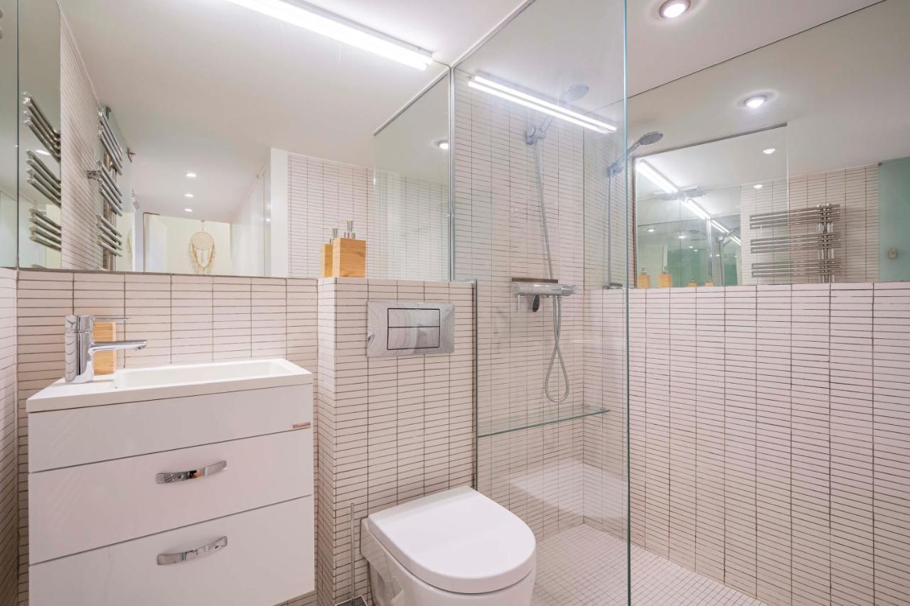 For You Rentals Apartment Temporal In The Center Of Madrid Esl5 ภายนอก รูปภาพ
